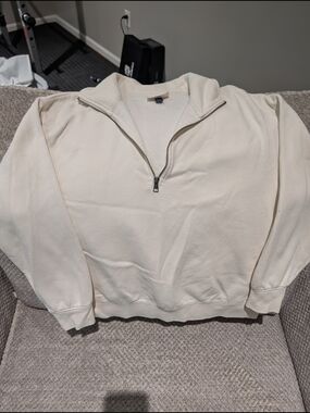 Universal Thread Women's Zip-Up Sweatshirt in Cream
